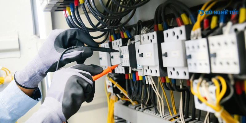 Đồ Nghề Điện Nên Mua Gì? Bộ Dụng Cụ Cần Thiết 2026 16 An toàn trước tiên